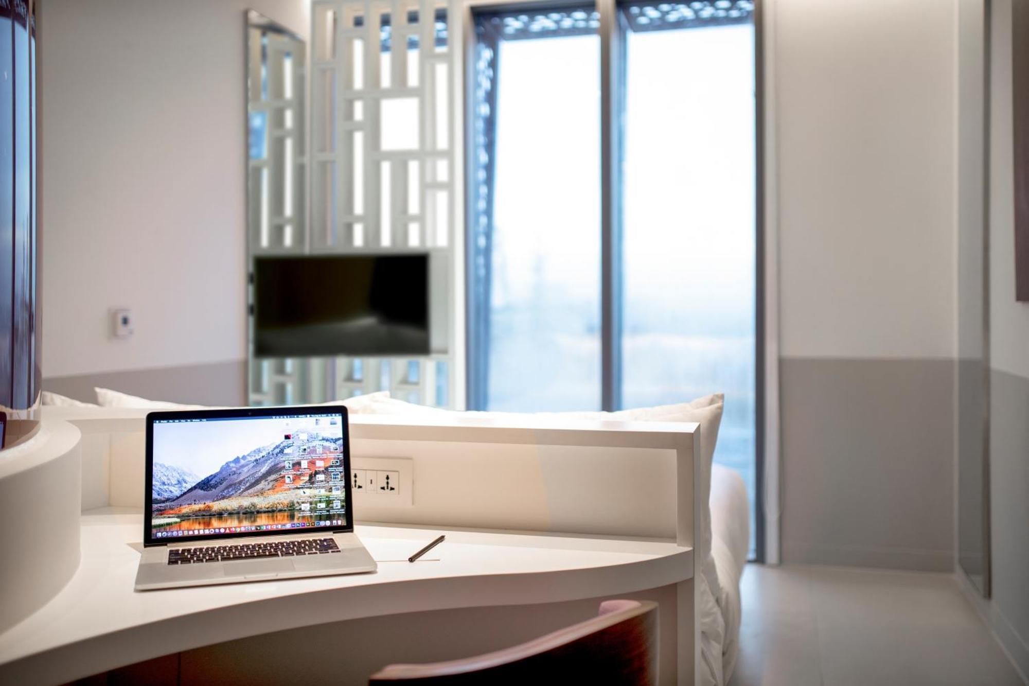Wink Hotel Can Tho Ninh Kieu Wharf - 24Hrs Stay & Rooftop Pool Bar Exterior foto